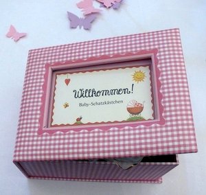 im Willkommensschatzkästchen gibt es viel Platz für die guten Wünsche der Taufgäste